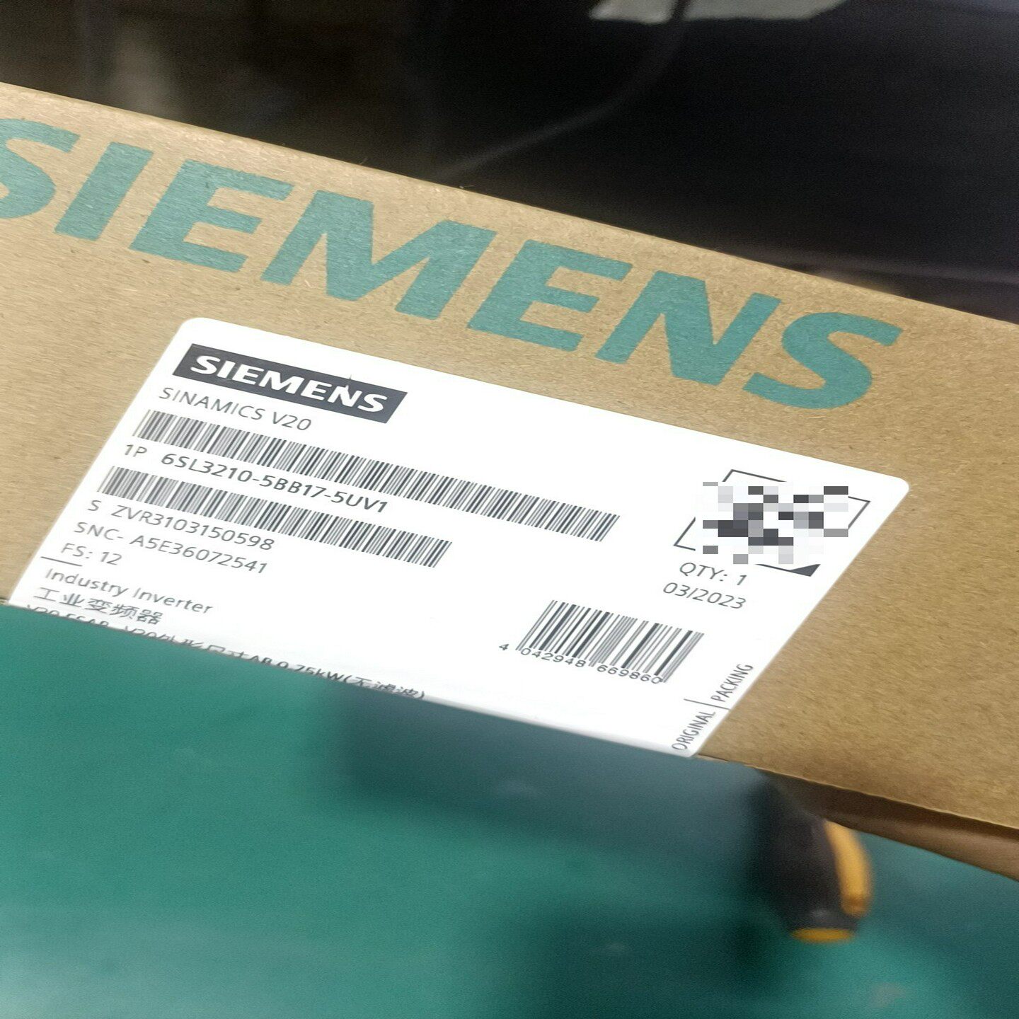 956#,0.75KW220V,全新西门子V20变频器,原装--议价商品
