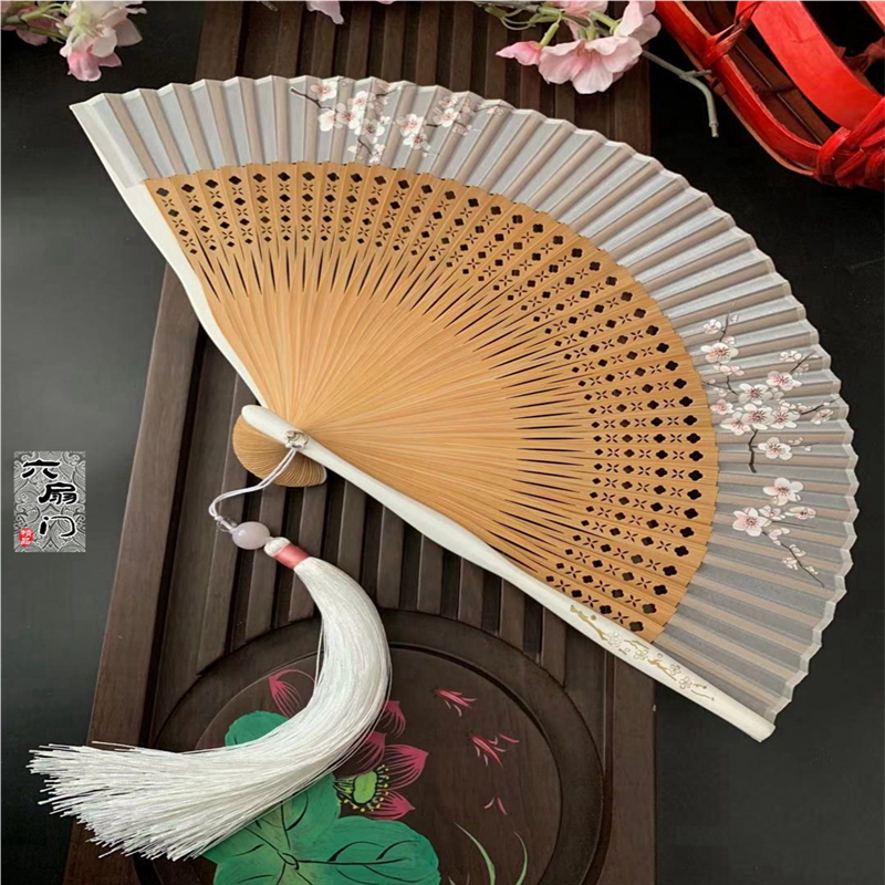 中国风水墨竹扇镂空雕花白色绿色竹梅花古风古典折扇子汉服跳