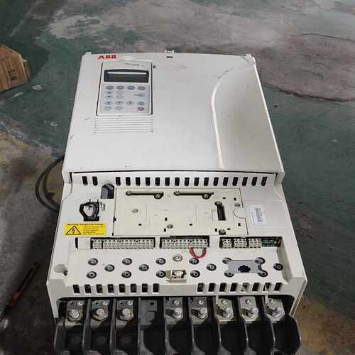 (议价)ACS800-01-0100-3-P901   ABB变频器