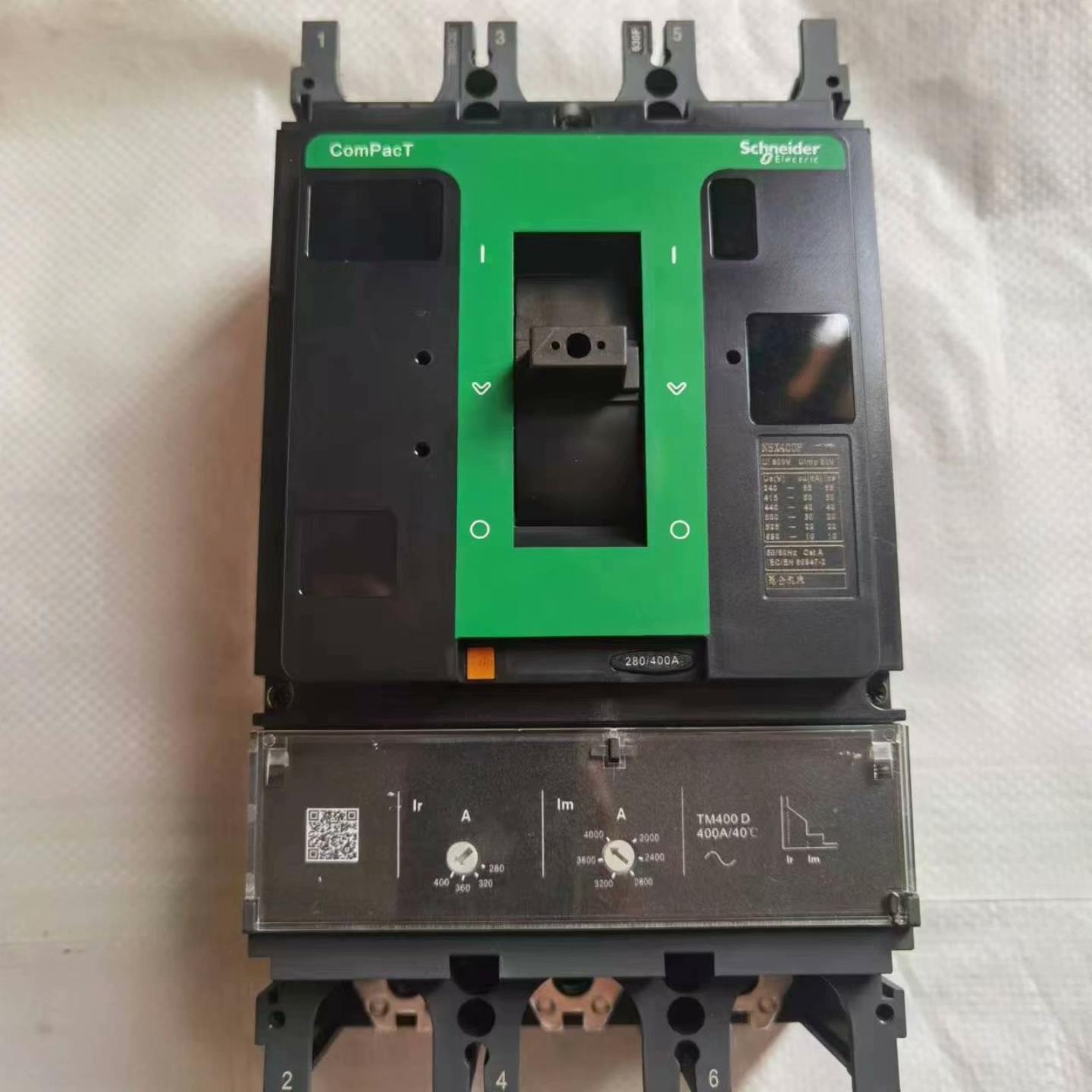 新款NSX400/3P400A塑壳断路器98新询价