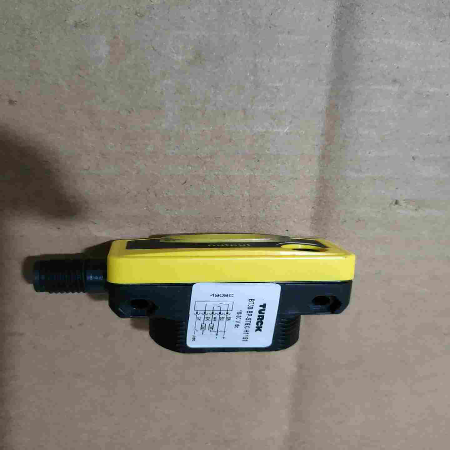 【议价】邦纳光电开关，bt30-bp-st6x-h1151，