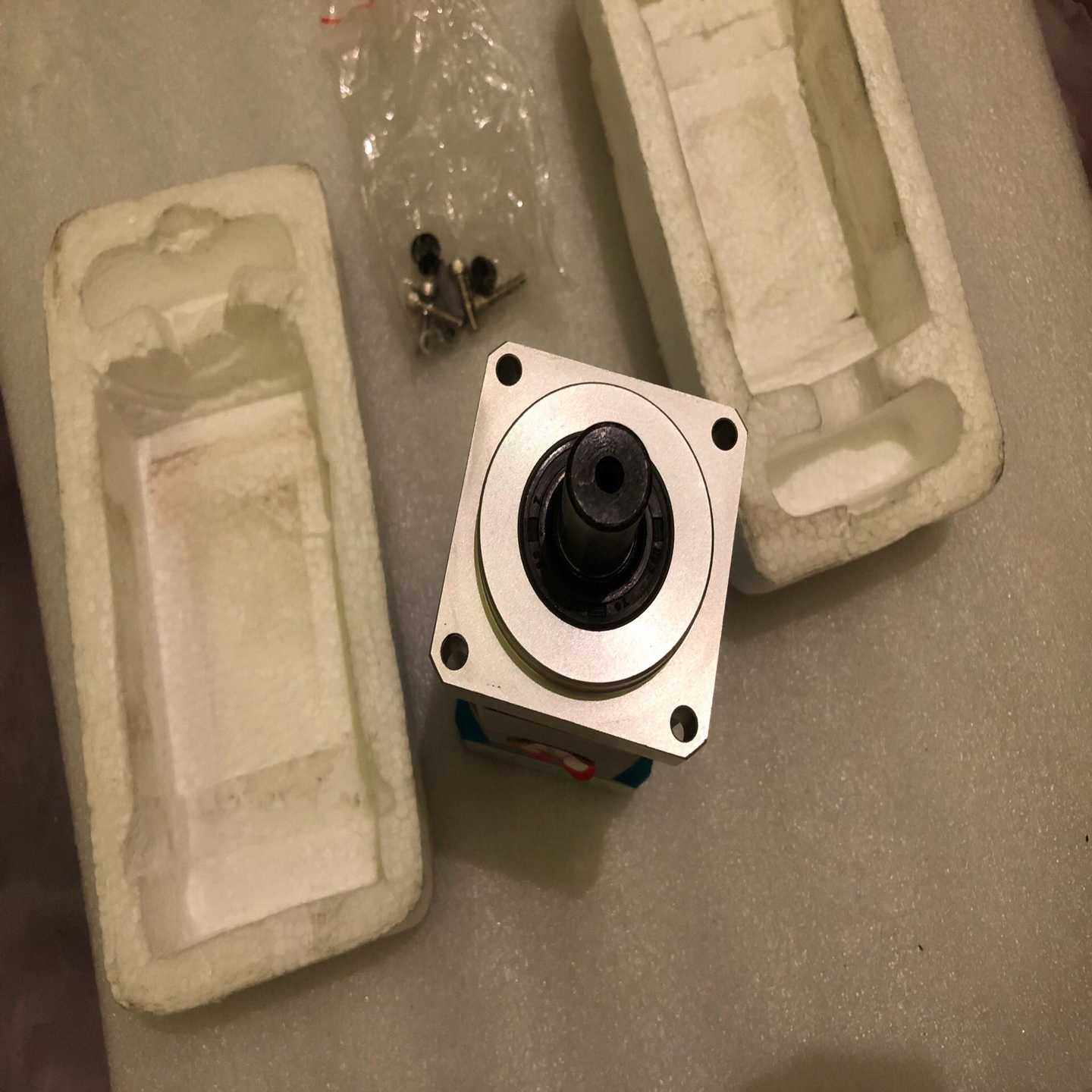 台湾PHT行星减速机DS060L2-15-14-50【白零商行】