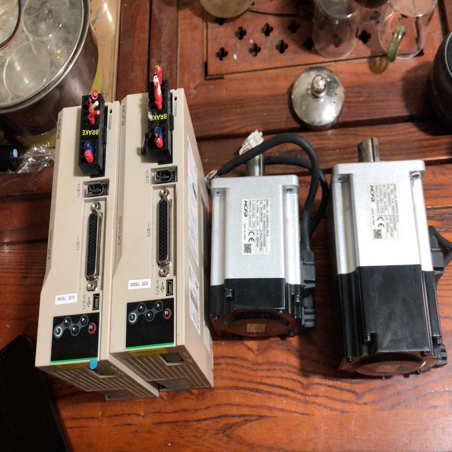 (询价)禾川伺服驱动器型号SVX2EA075A-A。   电机型号S