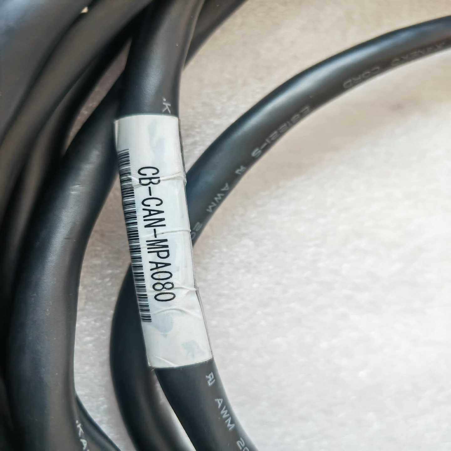 原装进口日本艾卫艾 lAl 电缸驱动器通信线 CB-CAN-{议价}