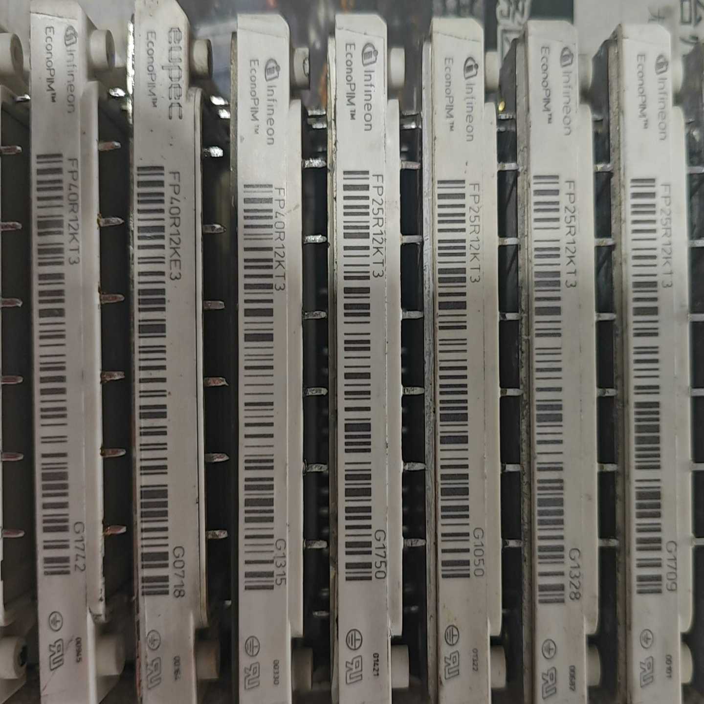 FP25R12KT3  BSM25GP120   FP25R~询价