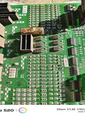 询价~AUT-DRIVE德莱尔变频器DVB-4T0022G-0