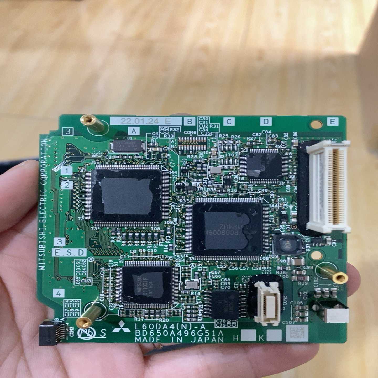 三菱L60DA4-CM，正常无外壳，，运费自理【博航商行】