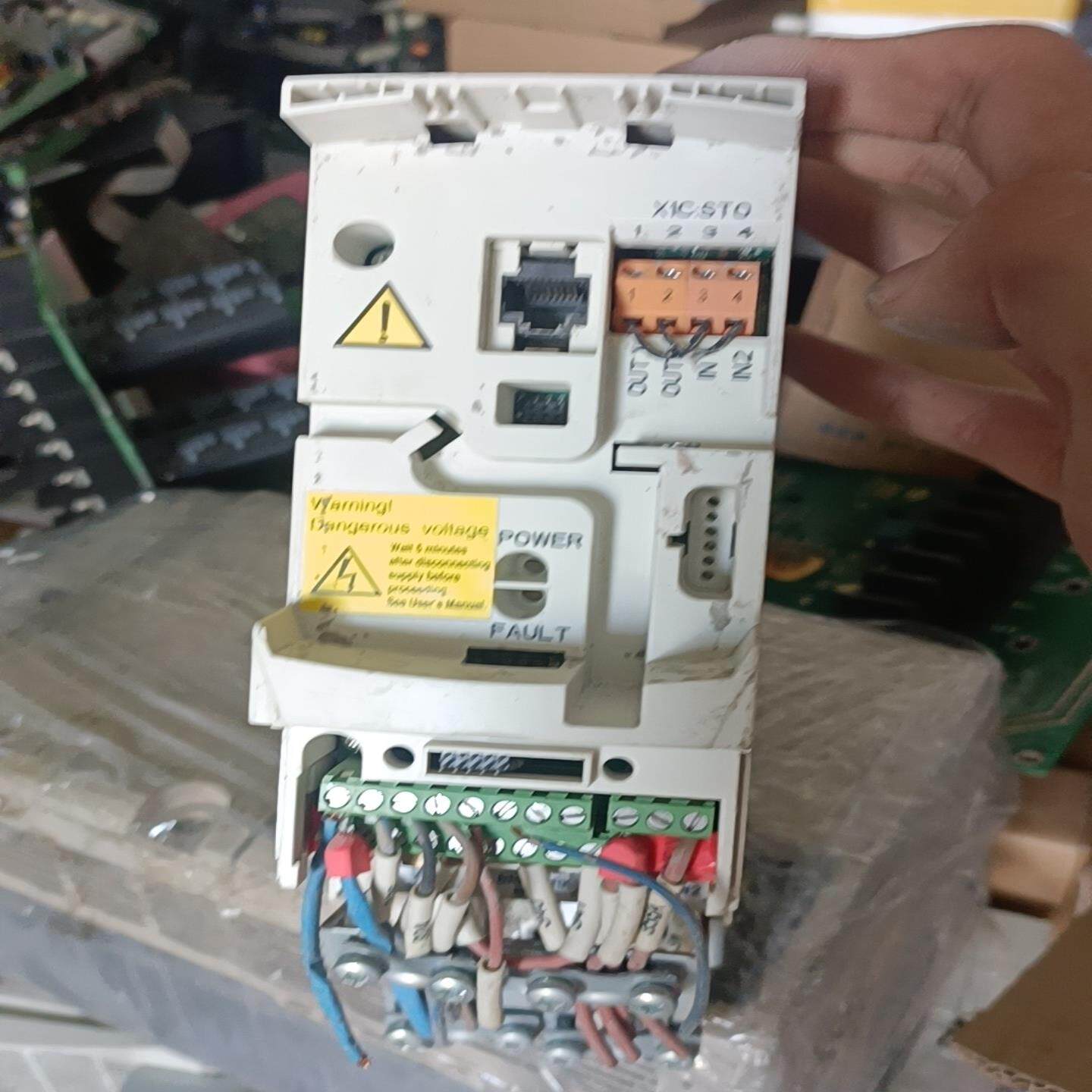 ABB变频器ACS355-03E-07A3-4不带面板
