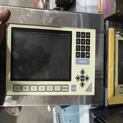 出一个IDECMARK7/8触摸屏，型号MK745---议价商品