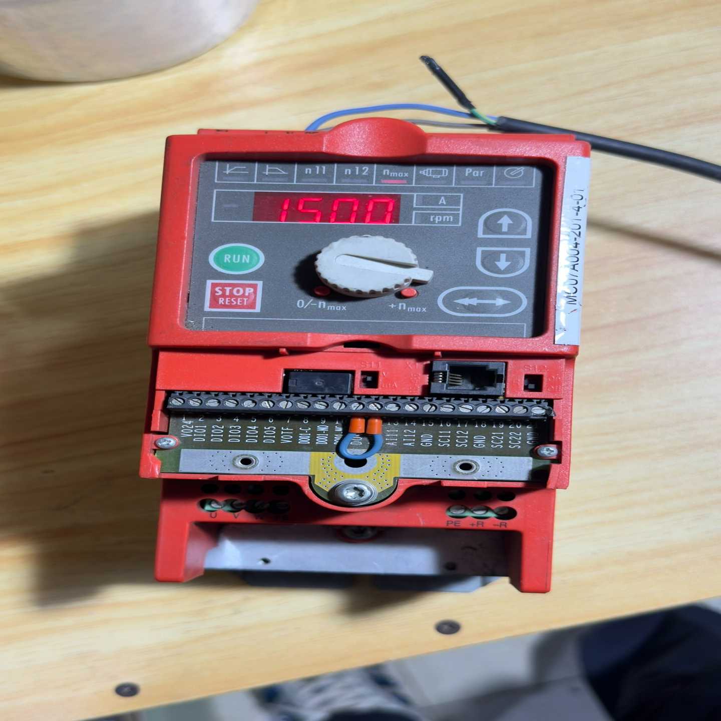 询价SEW变频器MC07A004-201-4-01，220V0.