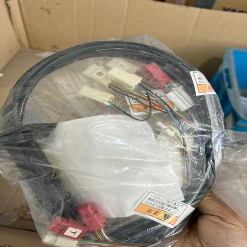 询价菱川变频器LCV330-H-2T0022G/0040P