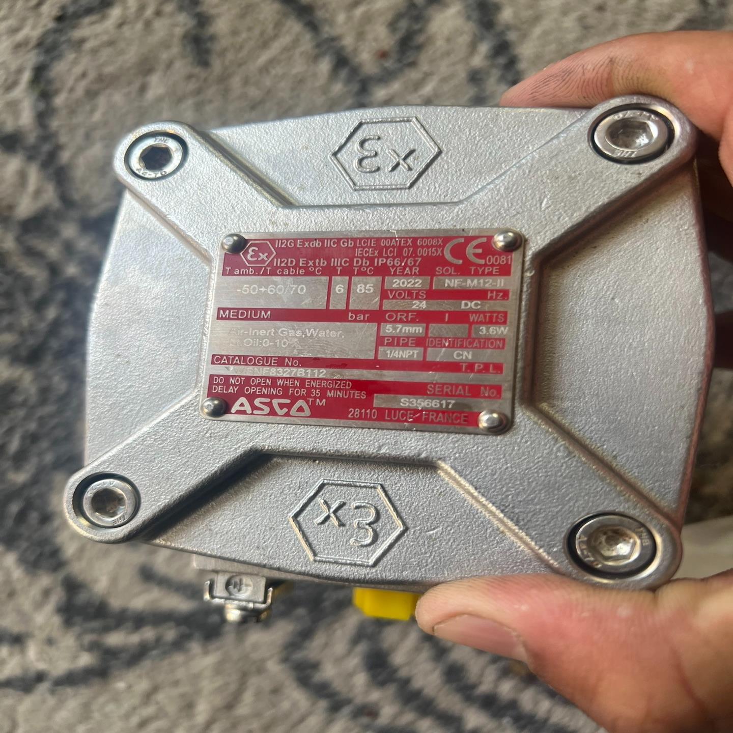 asco 电磁阀 WSNF 8327B 112 22年（佳毅工控）