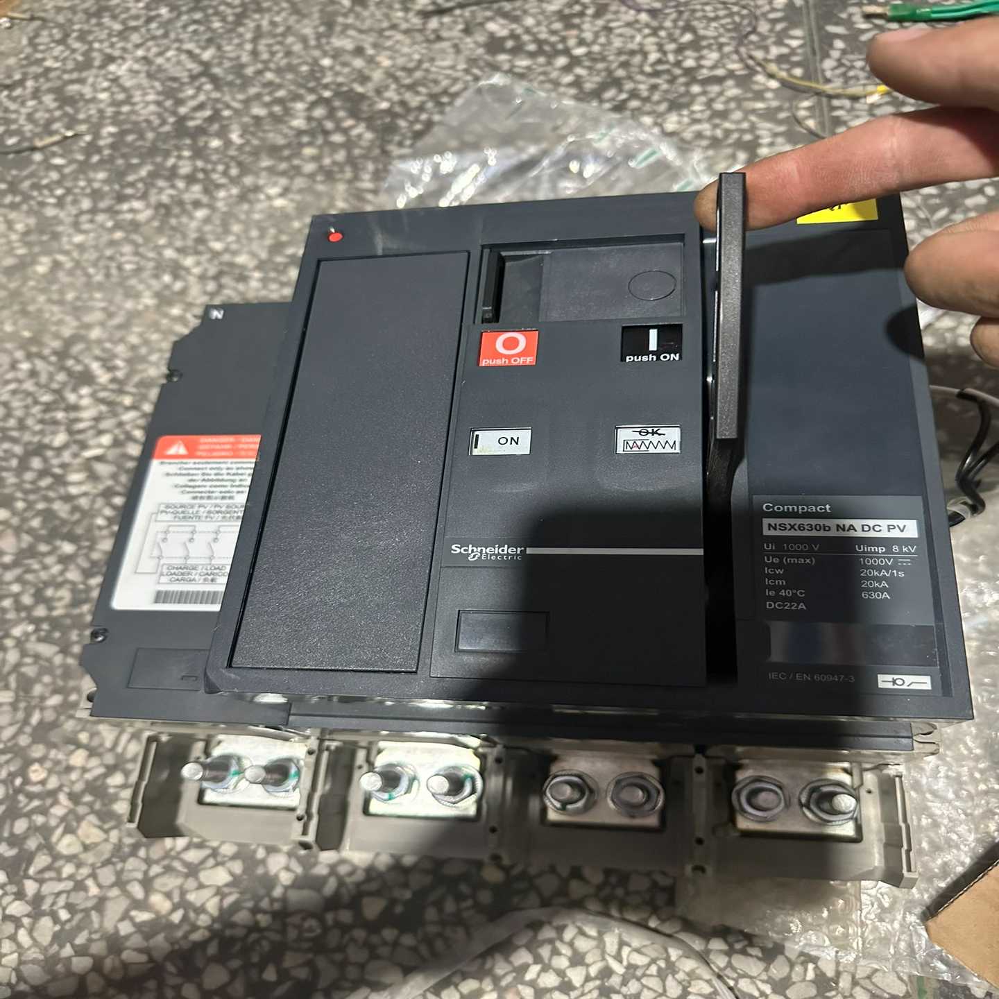 议价三菱FGX2N8ERFX2N-8EYR全新原装正，要的联系现货/维修