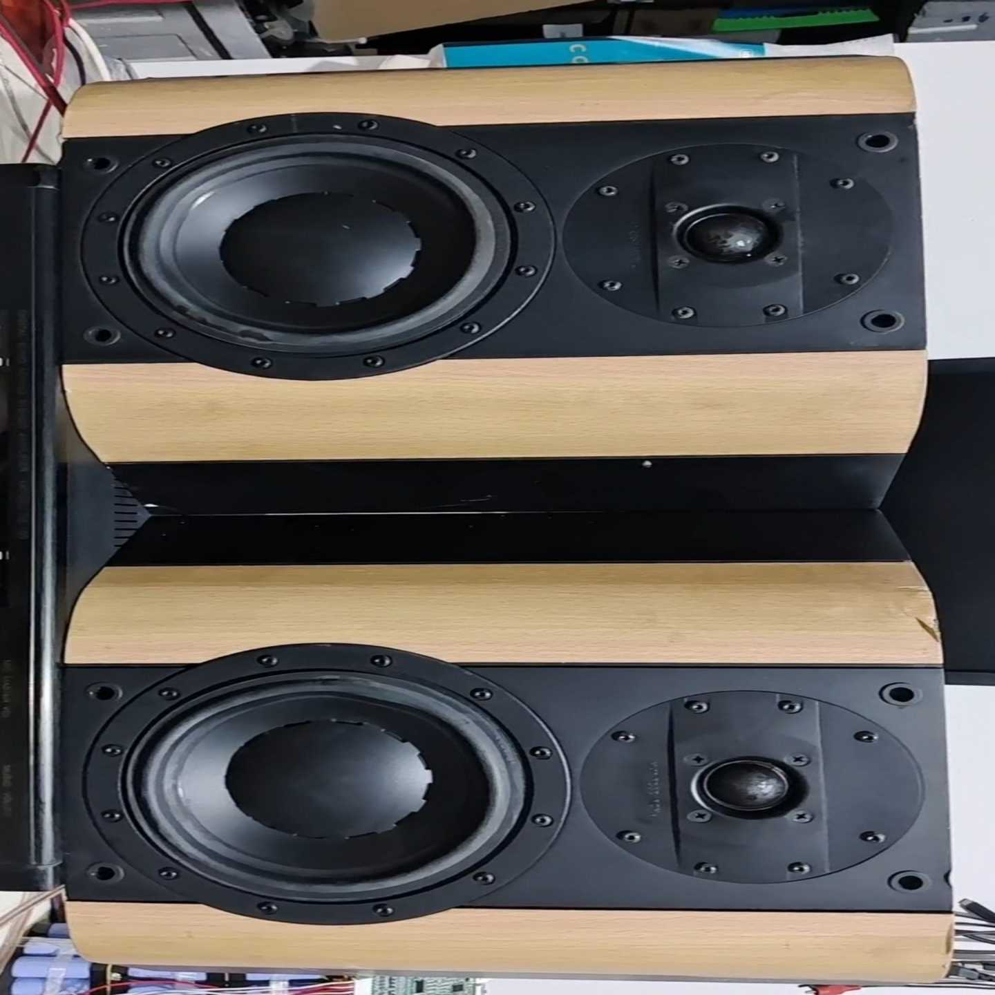 询价~惠威D3.2R环绕音箱一对，方标12螺丝版本