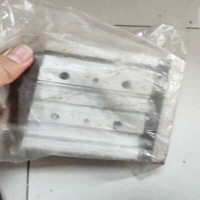 CKD气缸STGB-32C30库存处理，未开封，放置~询价