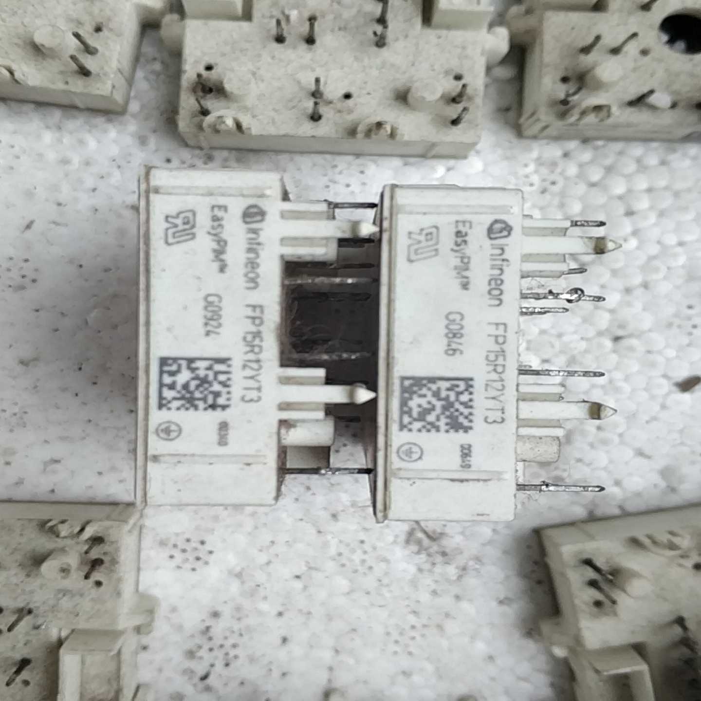 （请询价）FP15R12YT3E3原装拆机质量保证