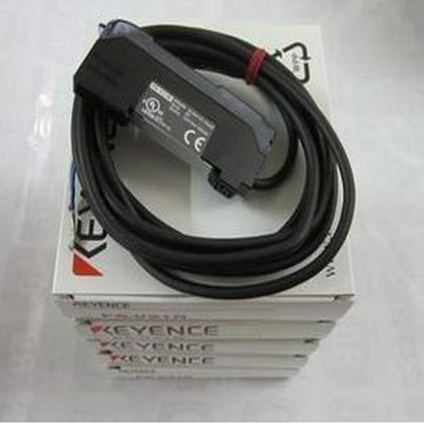 【议价】基恩士KEYENCE 光纤放大器FS-V21RM