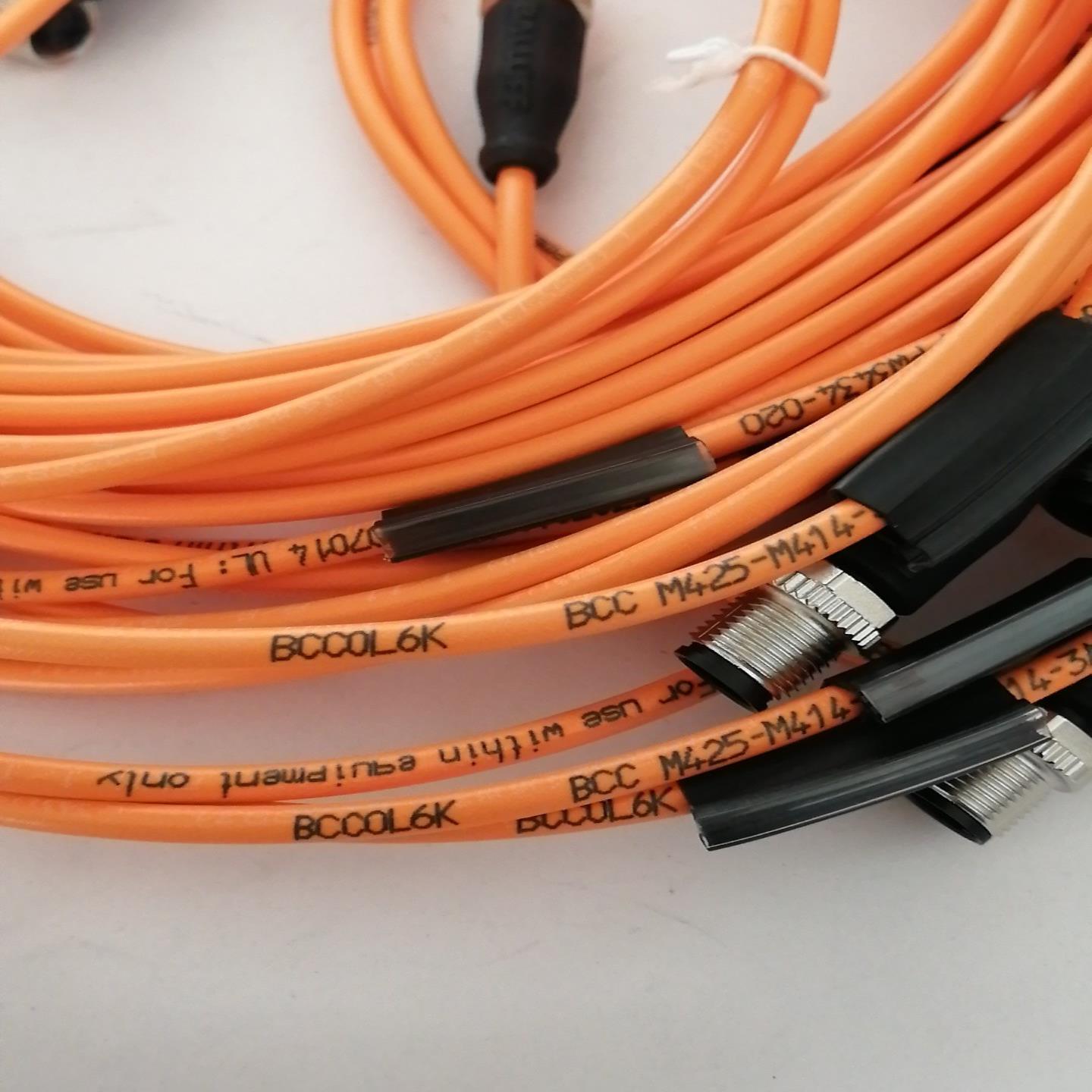 巴鲁夫连接线公母M124芯BCC0L6K询价