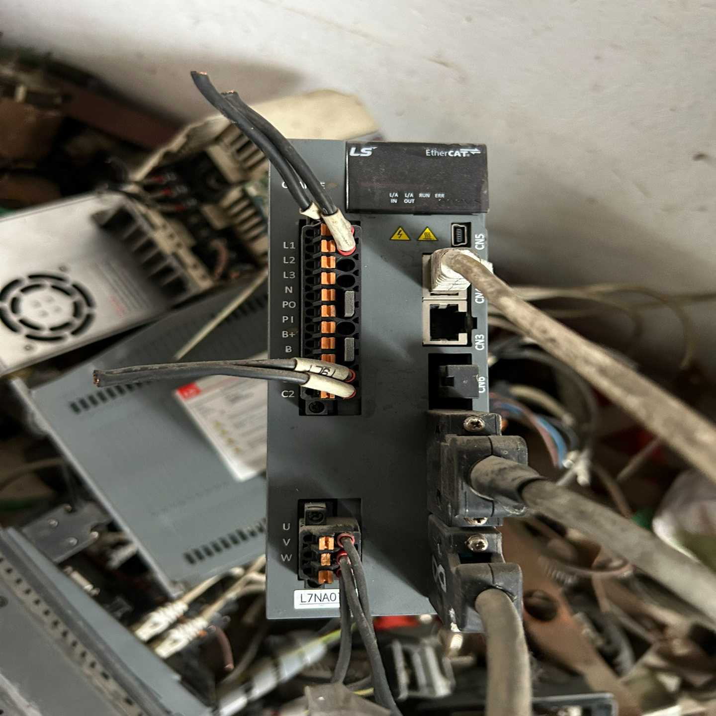 LS1kw驱动器L7NA010B-COE~询价