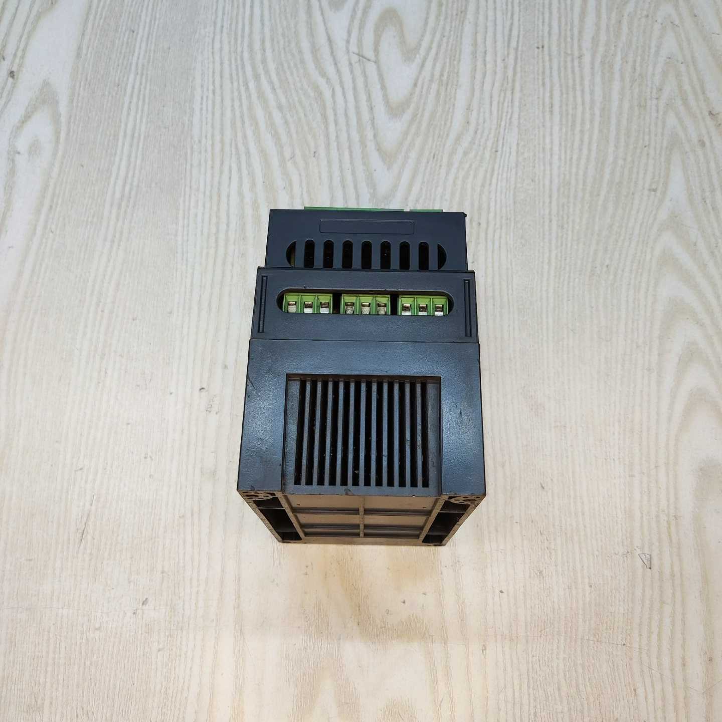 议价汇川MD300A变频器0.75kw/220v汇维修z/现货