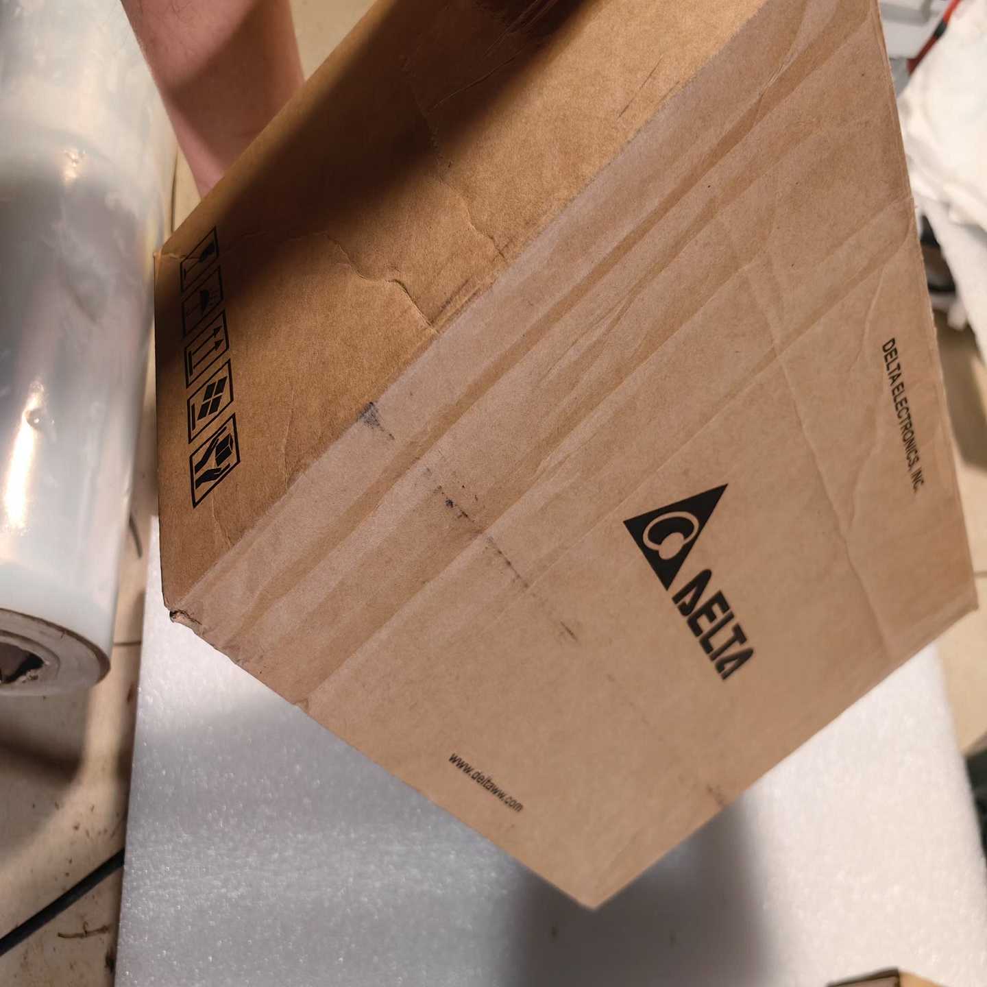 TOSHIBA东芝VF-nC3C(Plus)系列变频器，一议价商品