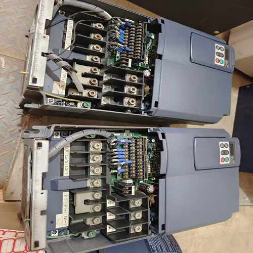 （贝贝商铺）两台VP富士变频器30千瓦1300一台