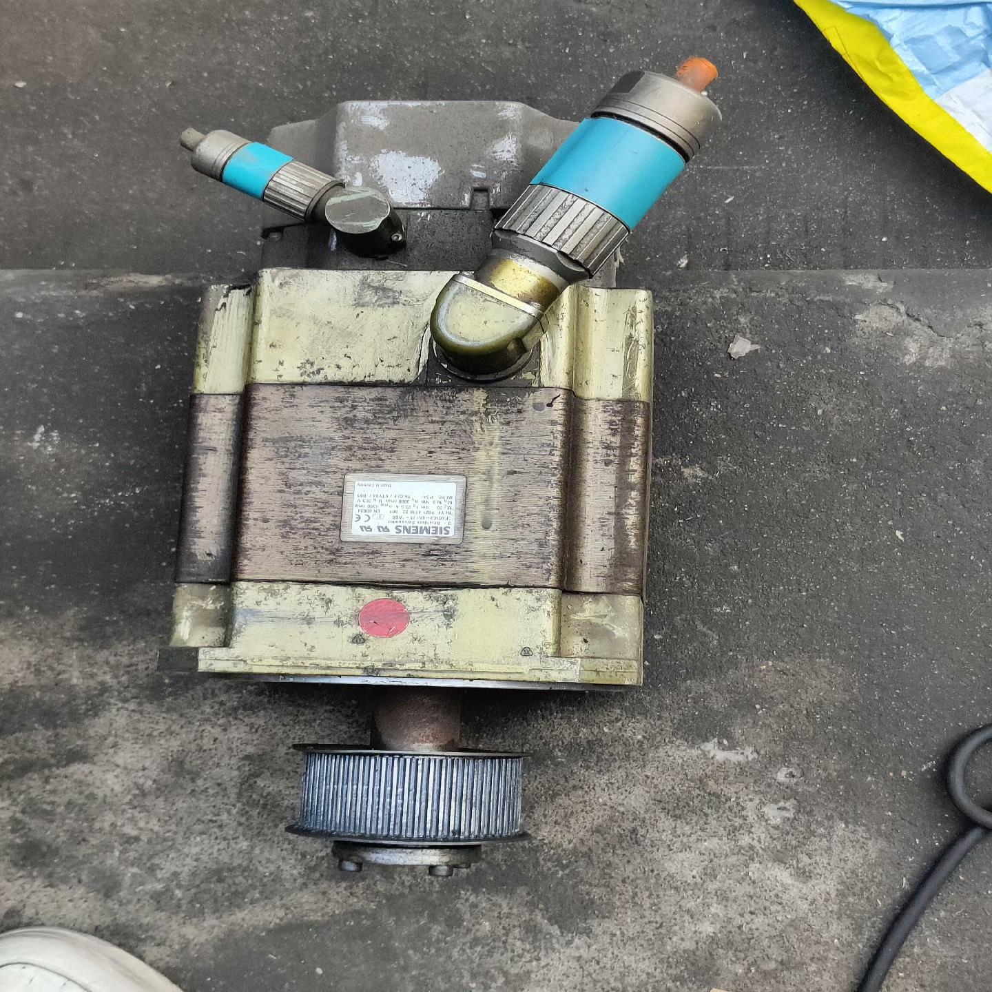 询价~1FK6103-8AF71-1AG0电机功能正常9