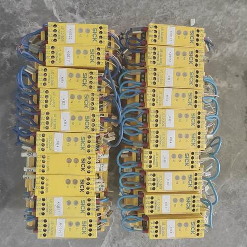 议价SICK西克拆机安全继电器UE 10-30S2DO 二手拆