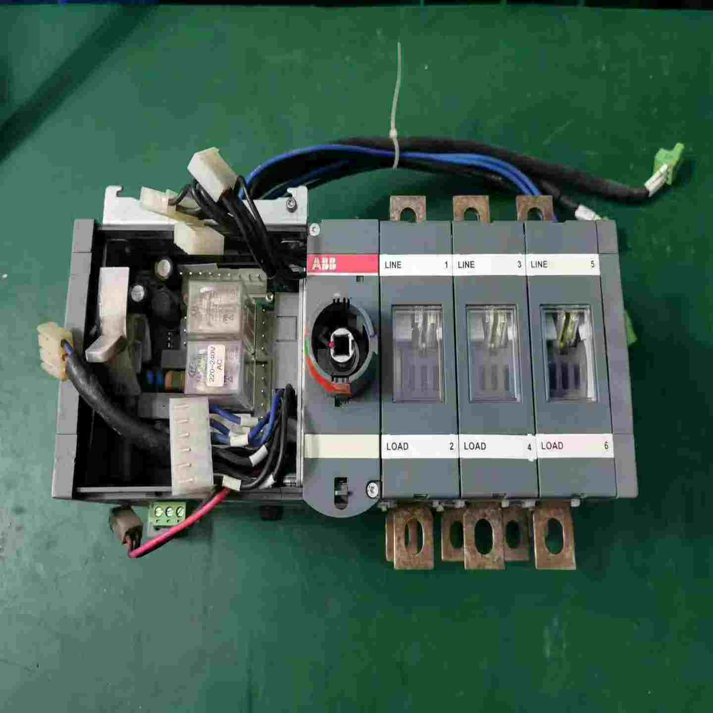 开关，型号OTM250E3C8D220C，成色如图所示询价