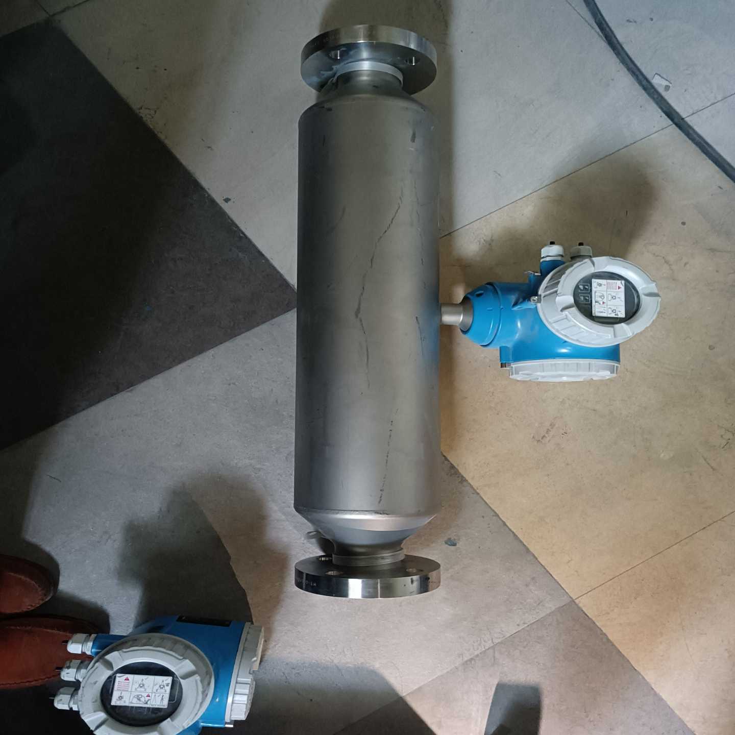 e+h质量流量计8I3B50钛管,DN50脱硫脱硝测量密度用--议价商品