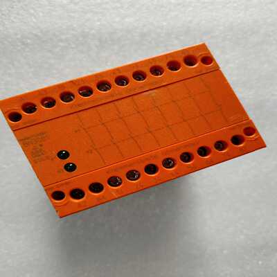 多德安全继电器 BN3081，实图一只，侧面有划痕如【白零商行】