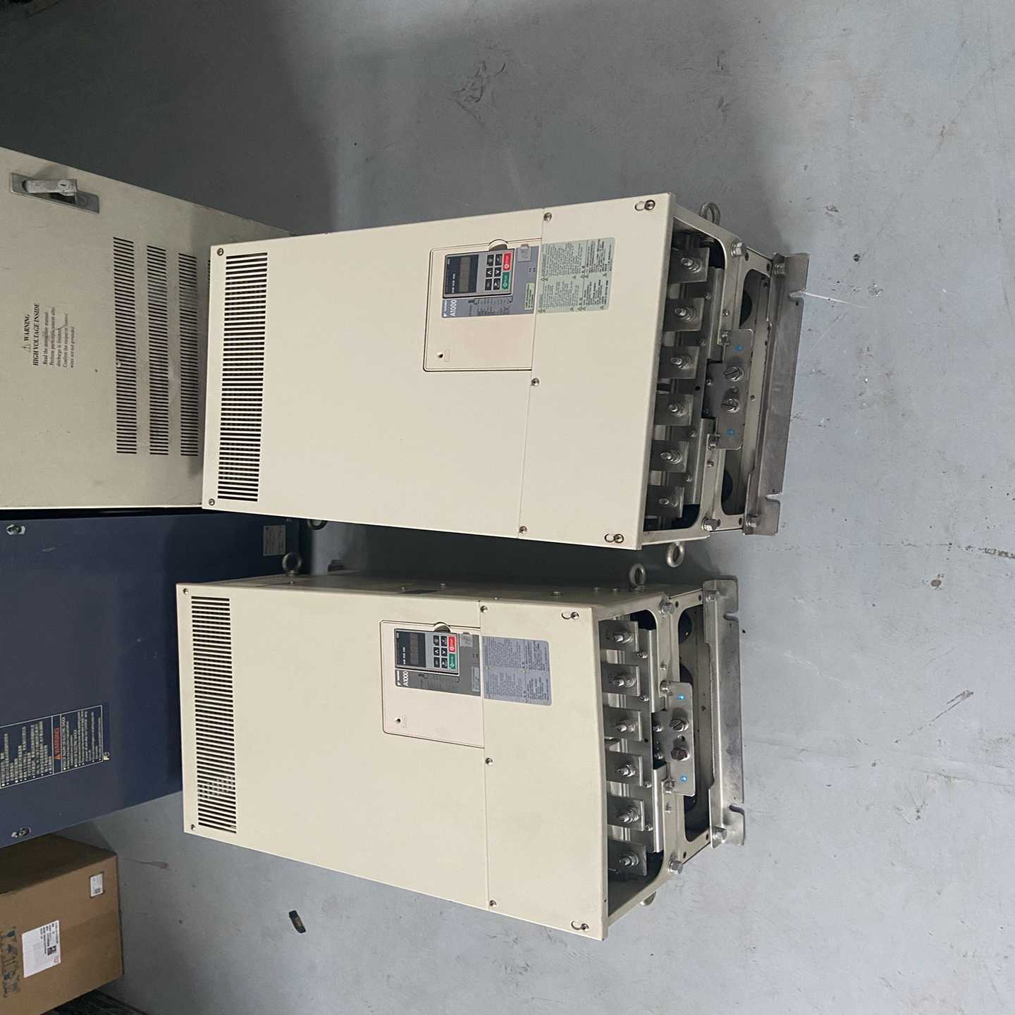 9成新安川A1000系列110KW变频器 CIMR-AB4A（佳毅工控）