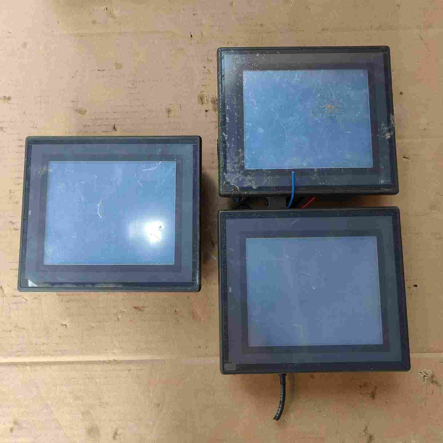 （请询价）基恩士触摸屏 VT2-5SB VT2-5MB VT3-Q5S