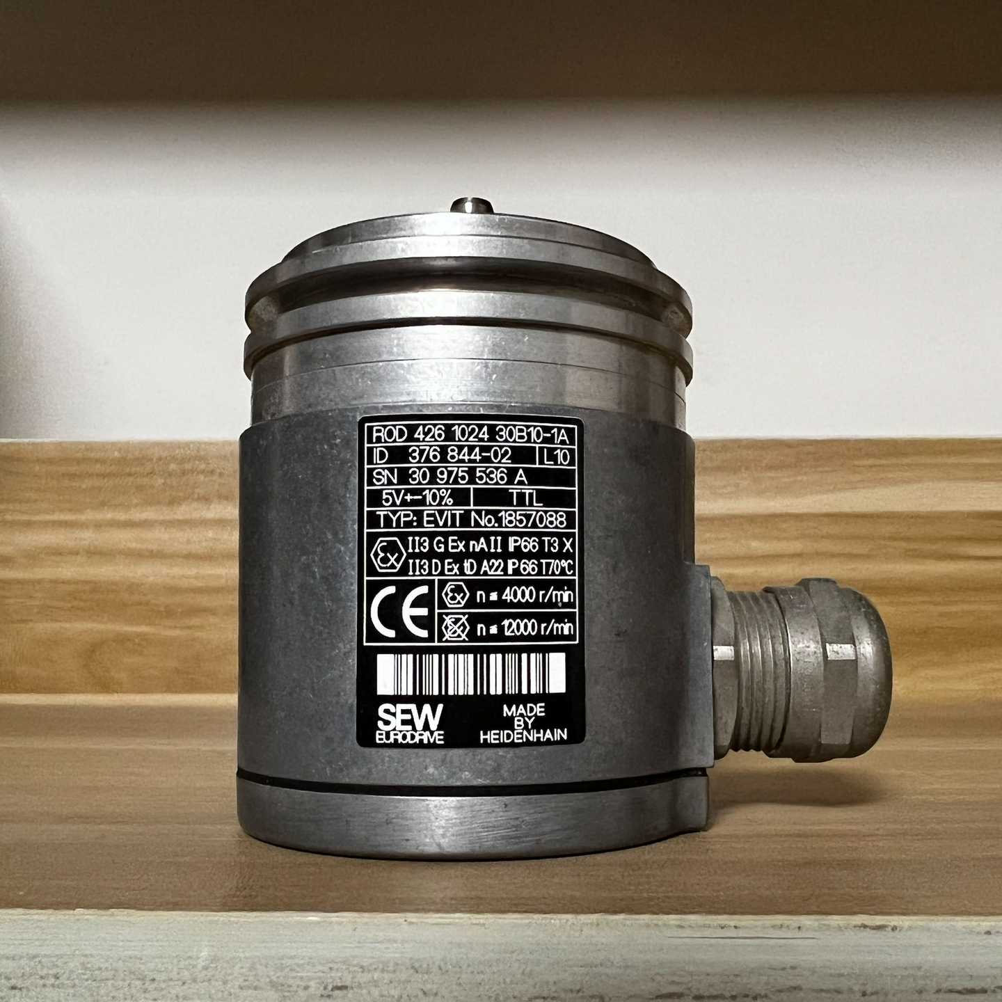 376884-02 SEW编码器 ROD 426 102【卡奥电子】