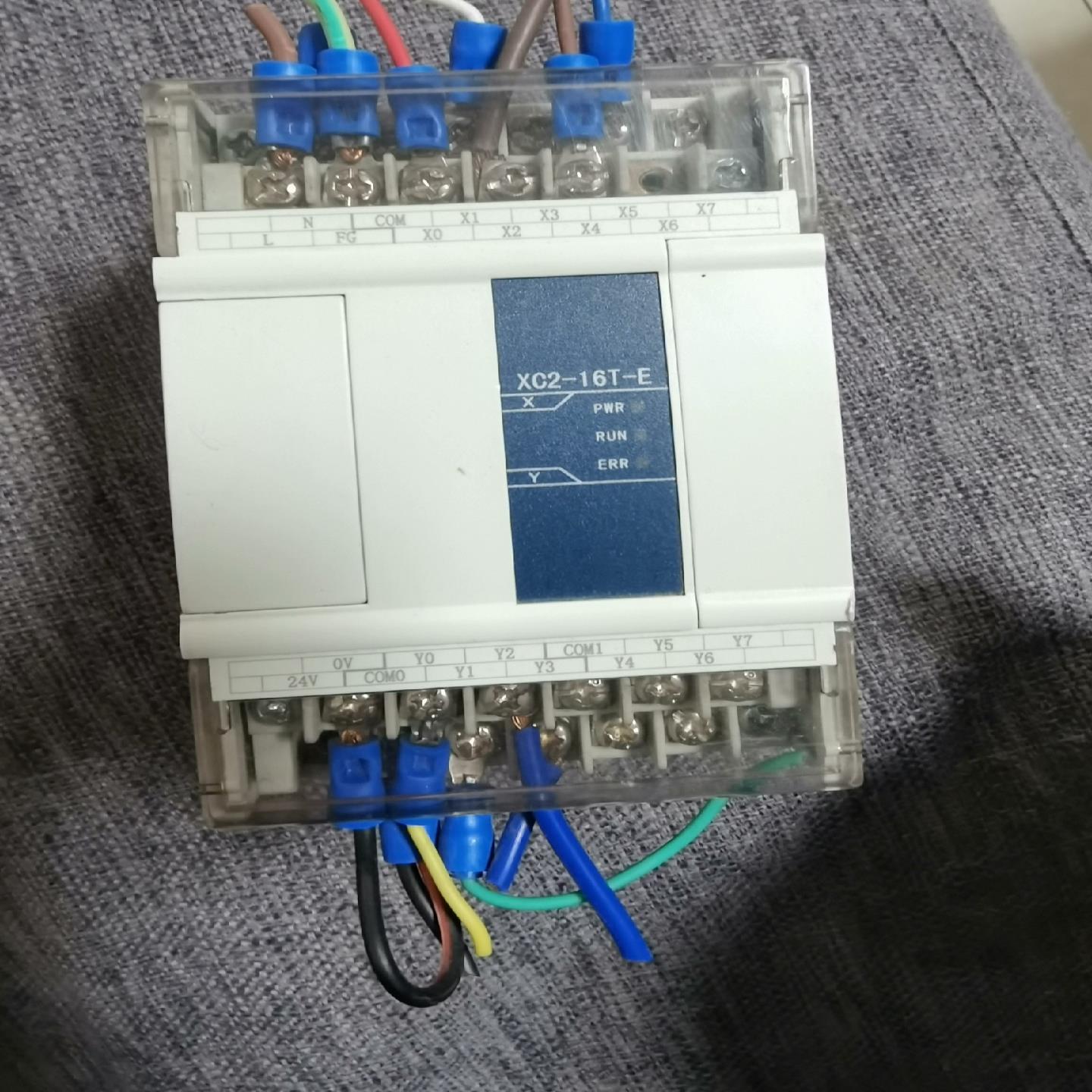信捷PLC XC2-16T-E  件  成色嘎嘎新(佳毅工控)