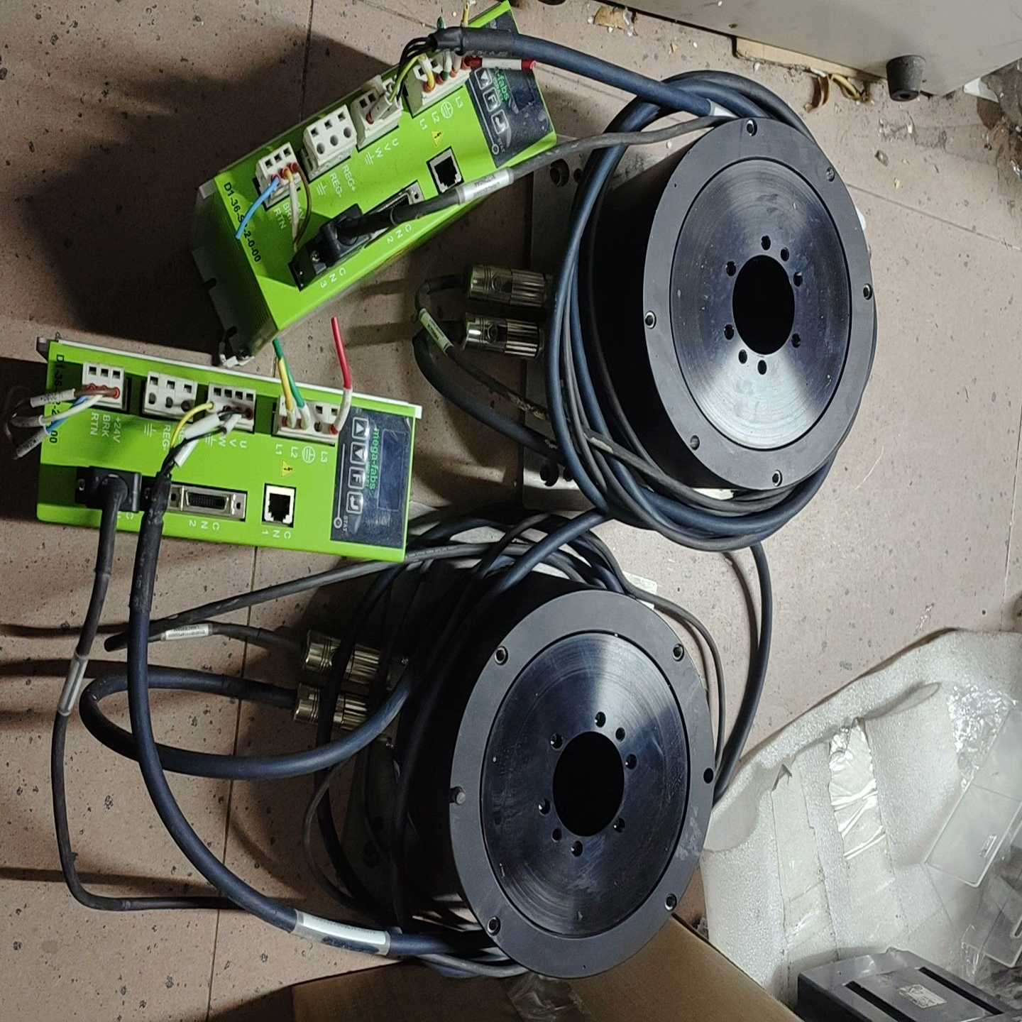 上银DD马达控制器是D1-36-S2-2-0-00{议价}