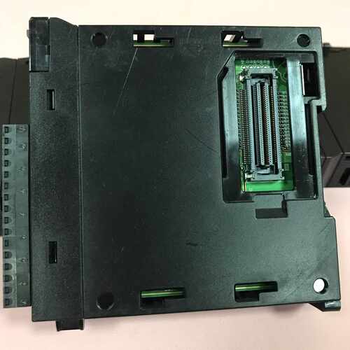 安川机器人JZRCR-YPP01-1示教器DX100 中文按~询价