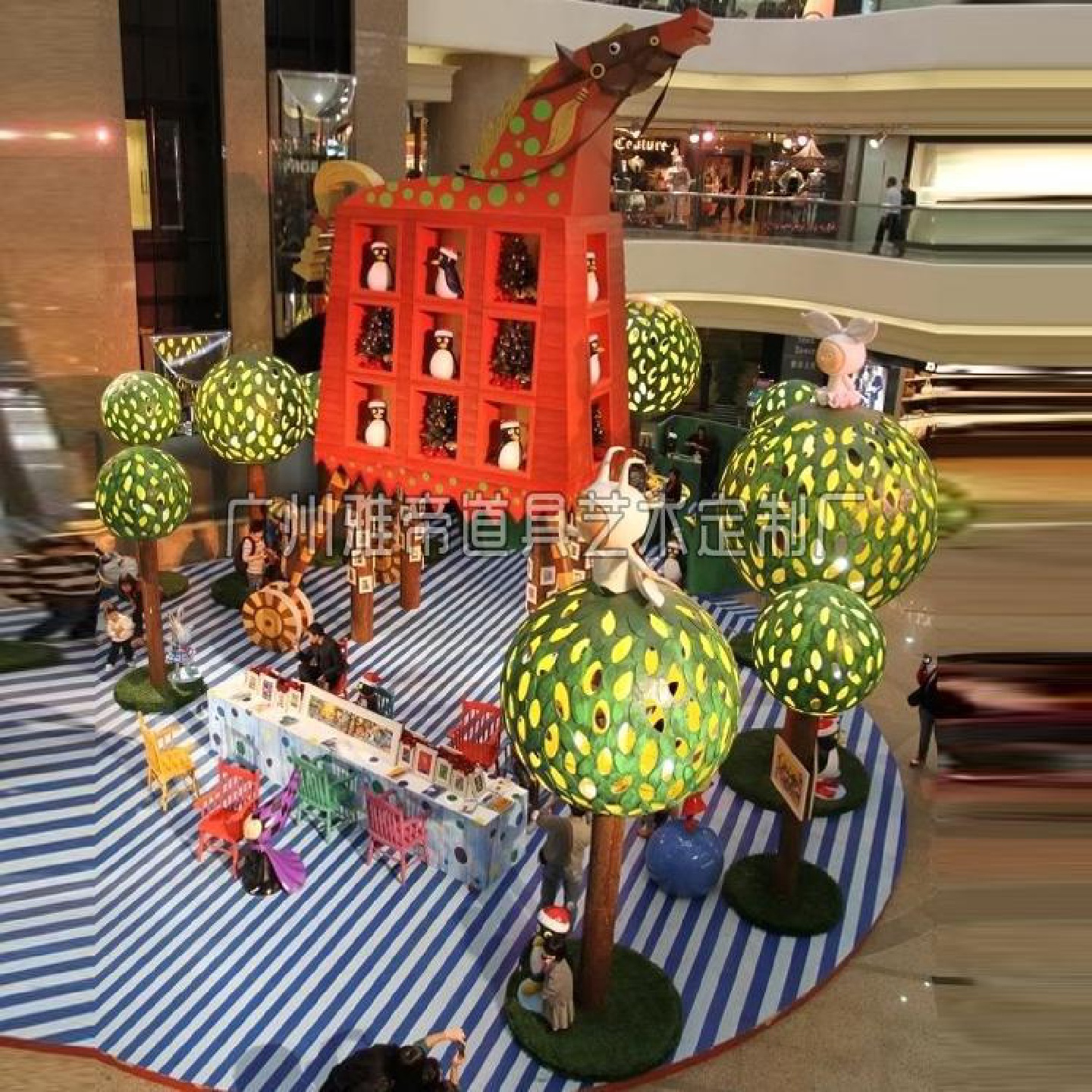 镂空发光球体雕塑铁艺公园园林户外景观小品摆件创意卡通展示柜