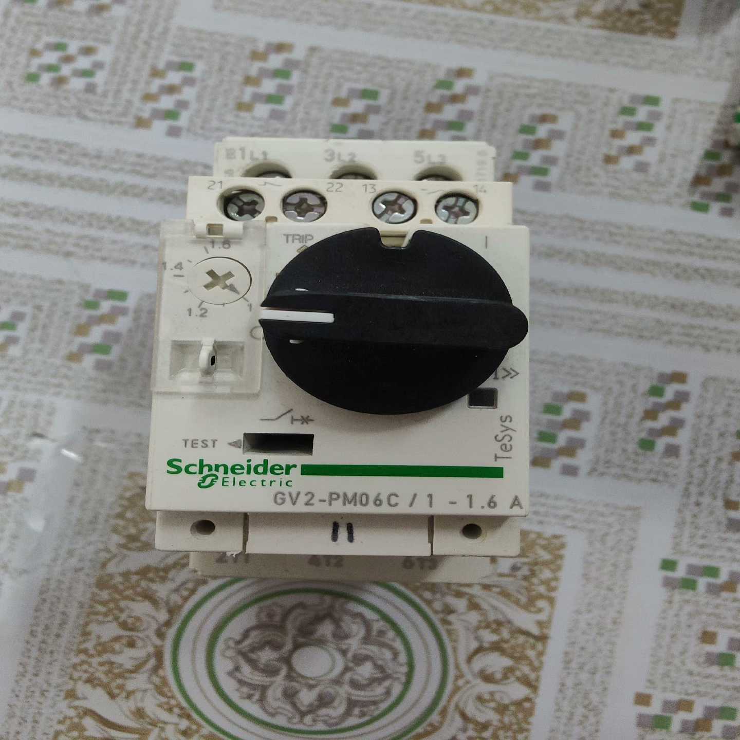询价施耐德GV2-PM06C/1-1.6A电动机马达断路器带GA议价