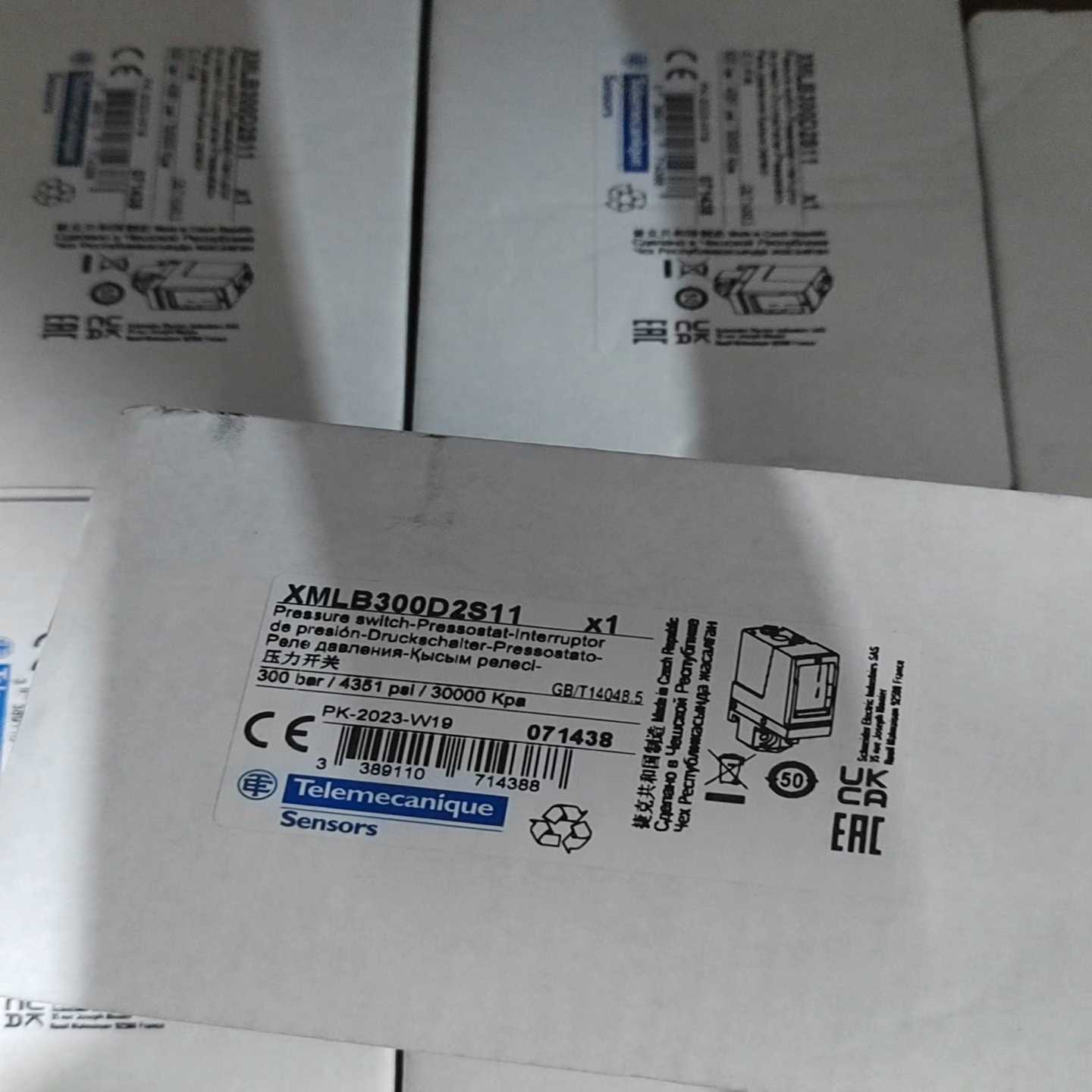询~XMLB300D2S11压力开关有货