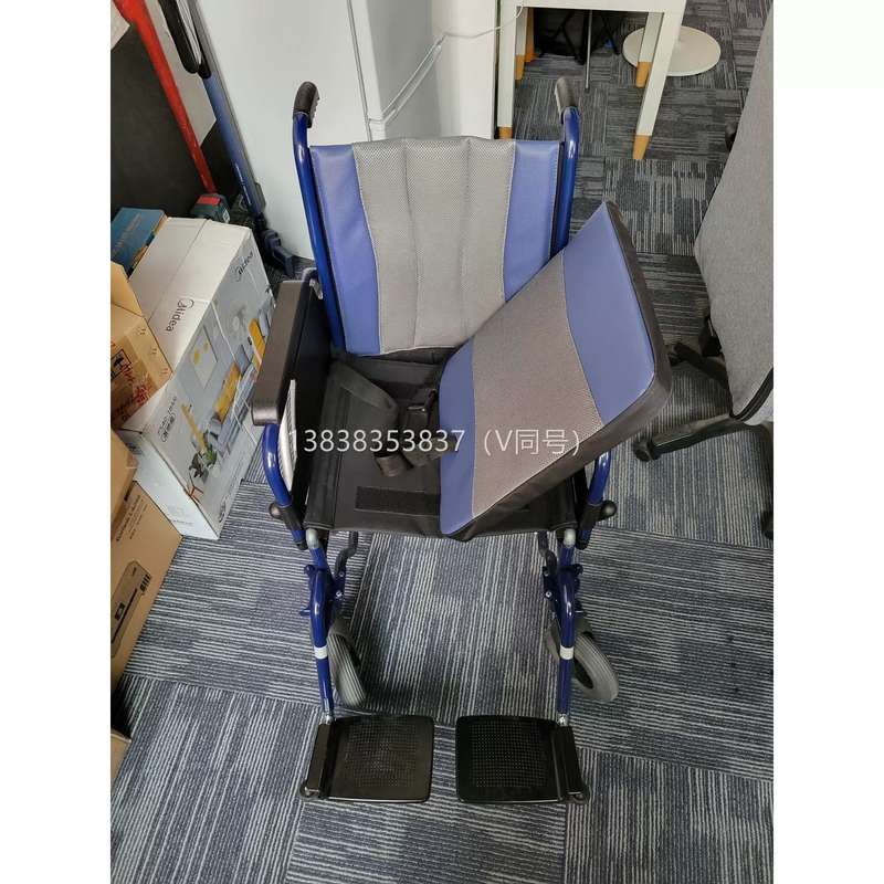 议价欧洲卫美恒手推轮椅708D，轻便可折叠，只用过几次，几乎图片