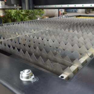 1325巡边雕刻机鸿济数控69折优惠有机玻璃橡胶板皮革木质板雕刻机