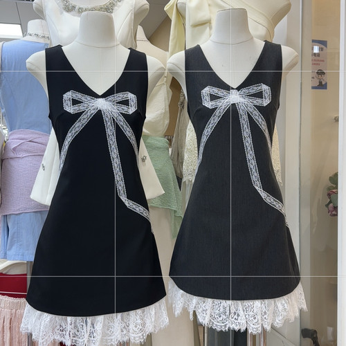 怡熙-2026年夏季新品气质淑女优雅无袖修身韩系精致感连衣裙