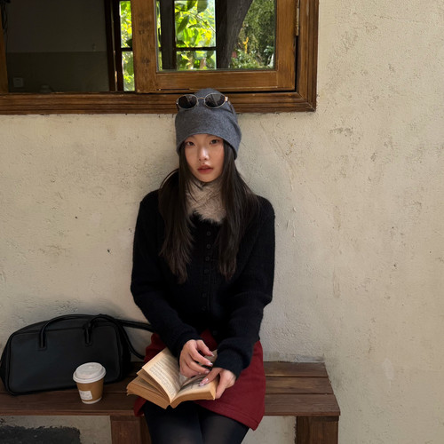 BEFORE SUNSET 日落-毛领坑条纹理单排扣保暖毛衣(配可拆仿毛领)