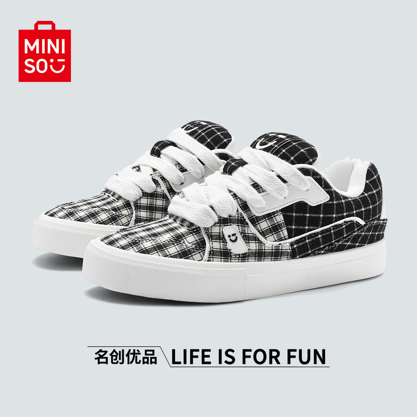 MINISO/名创优品鞋子女黑白棋盘格面包鞋情侣秋冬运动休闲滑板鞋,女鞋,休闲板鞋,淘宝优惠券,粉丝福利购,淘宝优惠卷