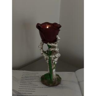 我的爱至死不渝骷髅手玫瑰花蜡烛台哥特暗黑系摆件创意小众礼物