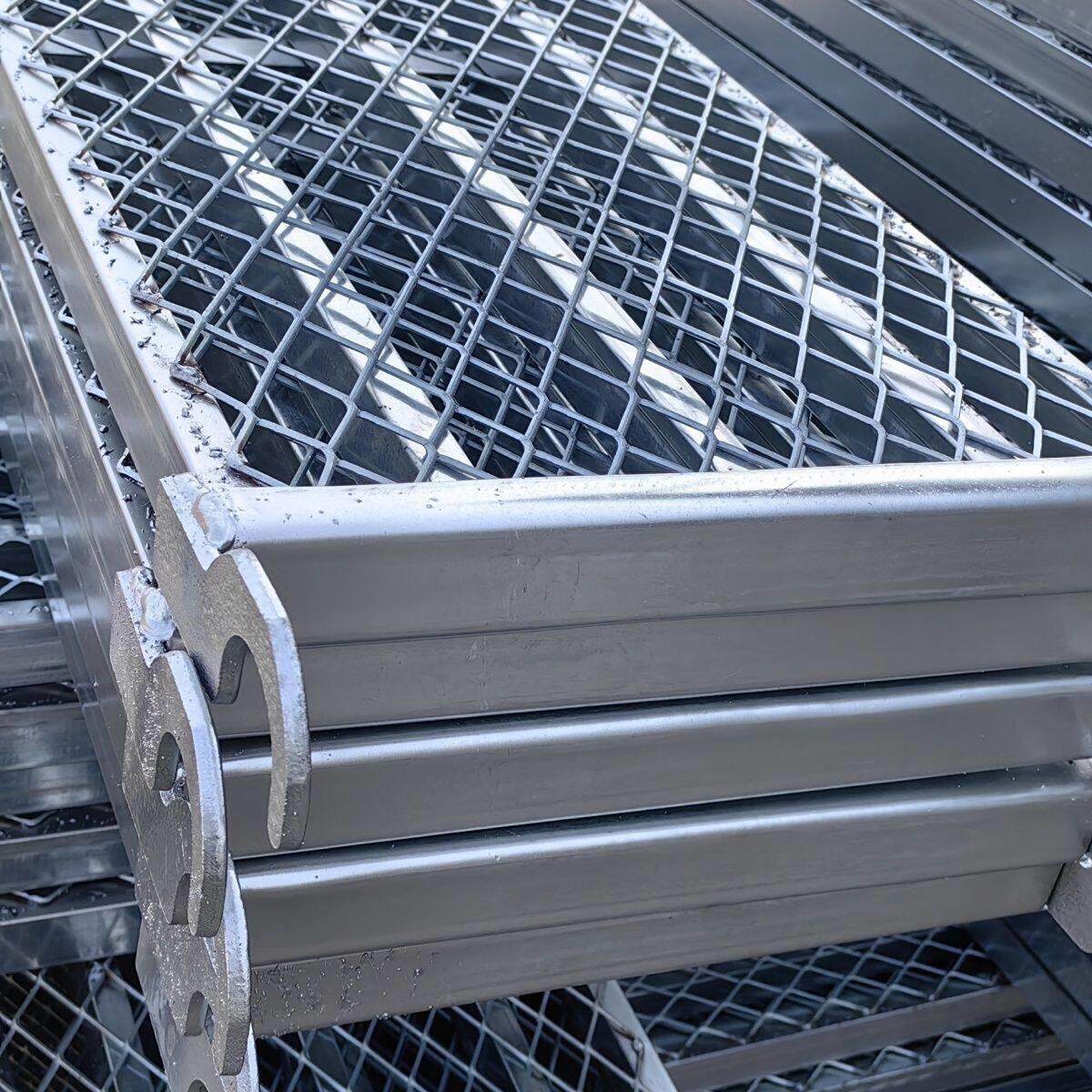 移动鹰架边勾踏板配件加厚镀锌踏板钩子网片加重踏板移动边勾焊