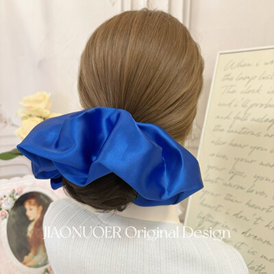 发量多发饰大肠圈女后脑勺