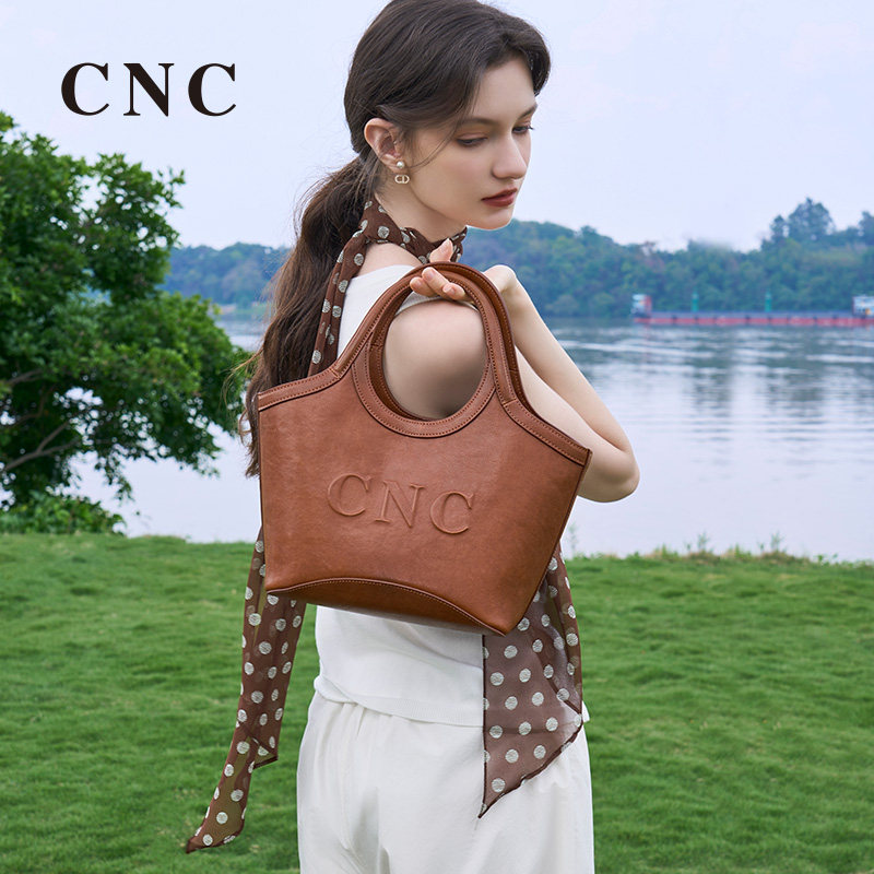 CNC女包腋下包头层牛皮植鞣水桶包女通勤手拎包女高级感托特包,箱包皮具/热销女包/男包,水桶包,淘宝优惠券,粉丝福利购,淘宝优惠卷