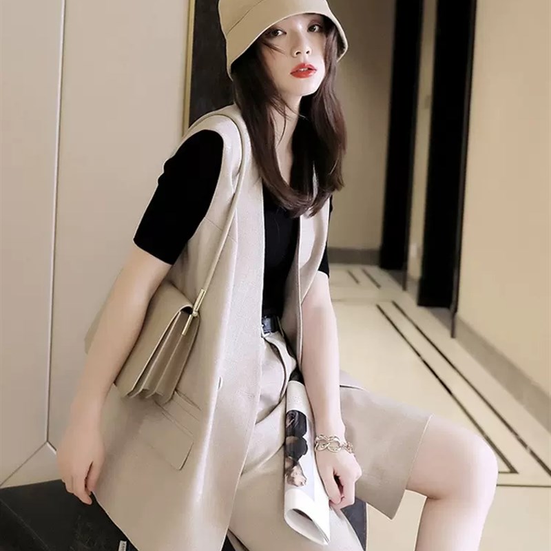 时尚西装马甲套装女春夏2024新款外搭潮休闲气质宽松西服两件套